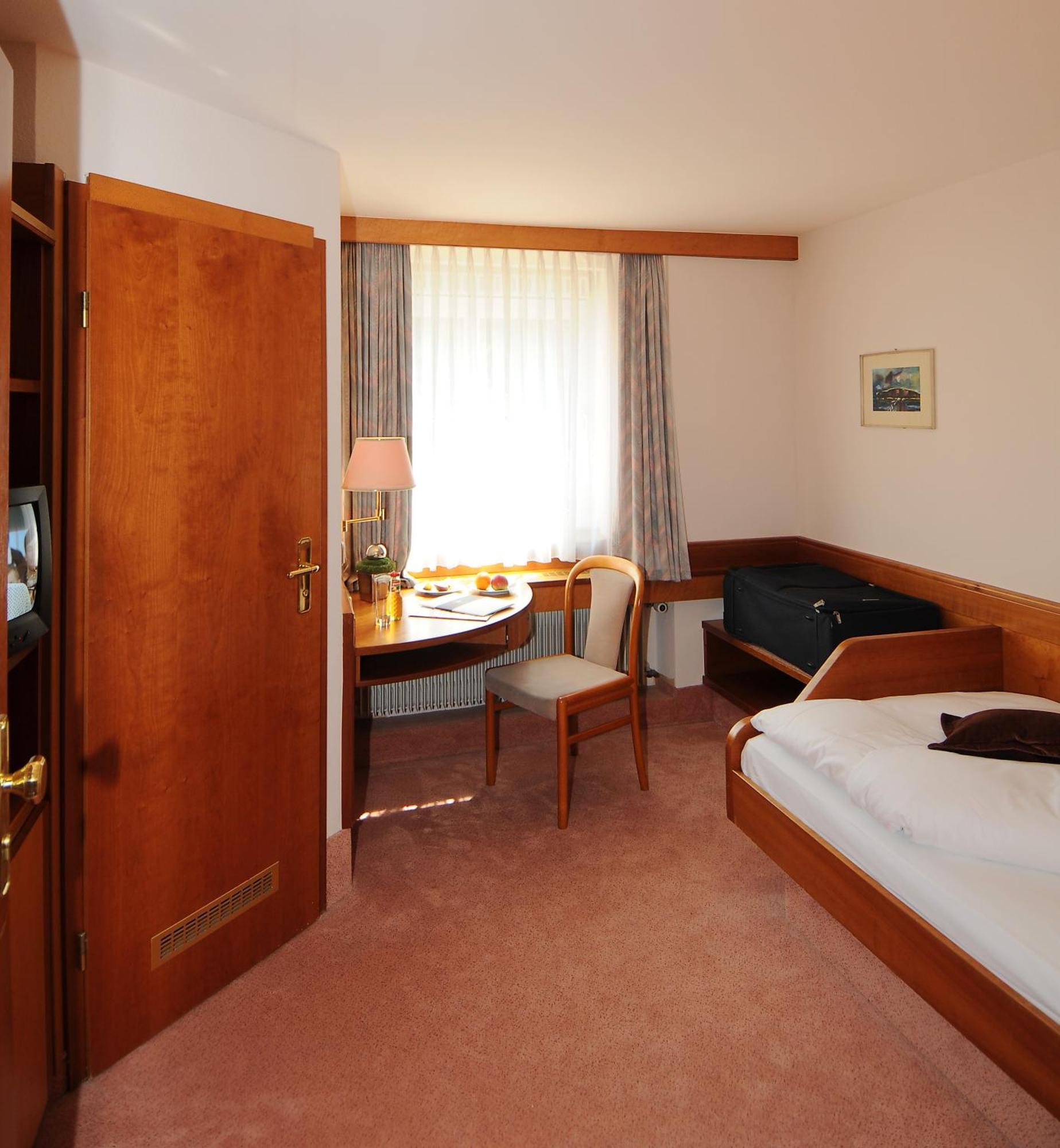 Hotel Brielhof แฮคินเงิน ภายนอก รูปภาพ