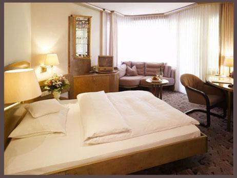 Hotel Brielhof แฮคินเงิน ภายนอก รูปภาพ